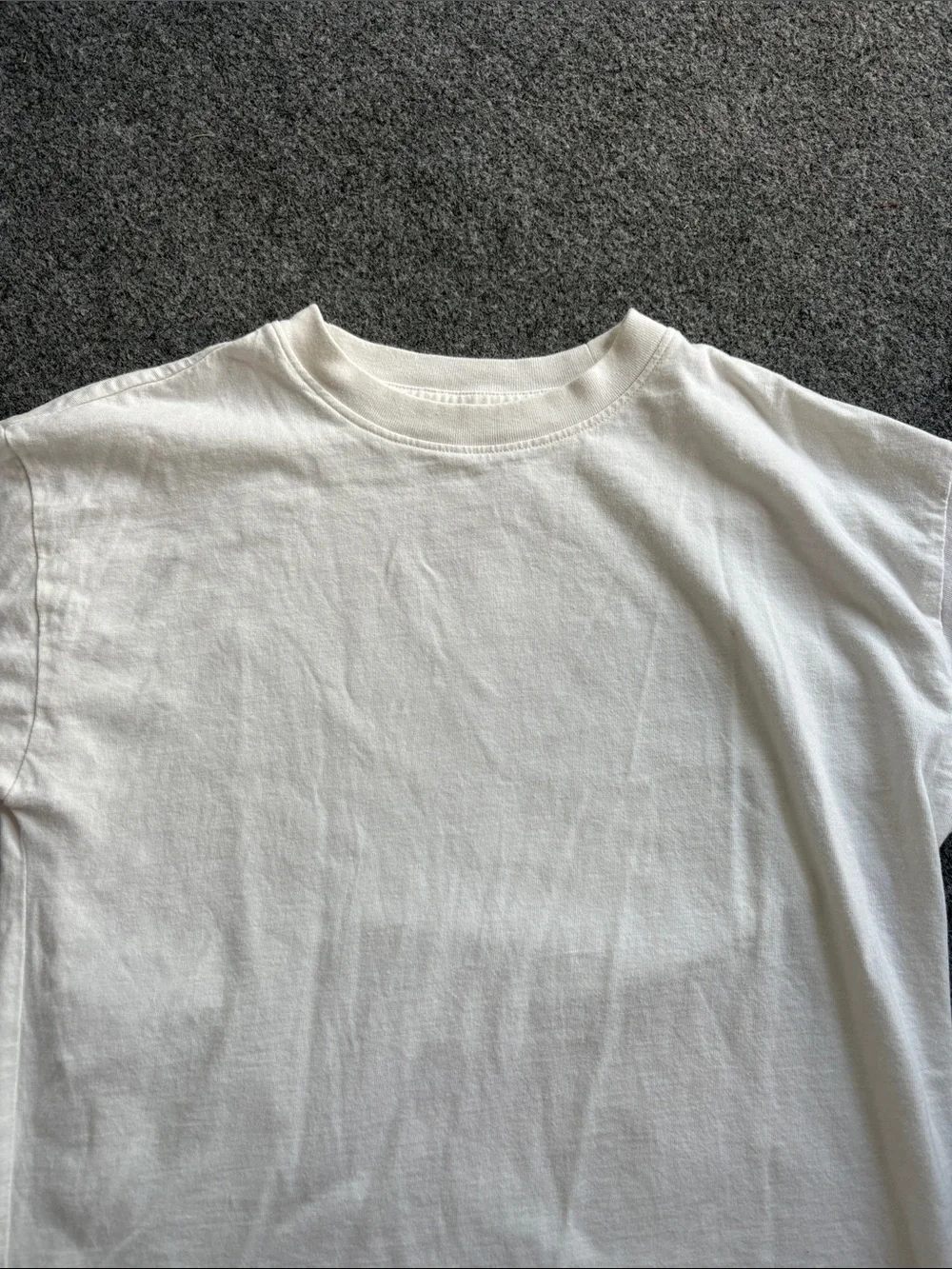 Boy’s GAP White Short Sleeve Crewneck Tee - Original Tee - Size XL (12)